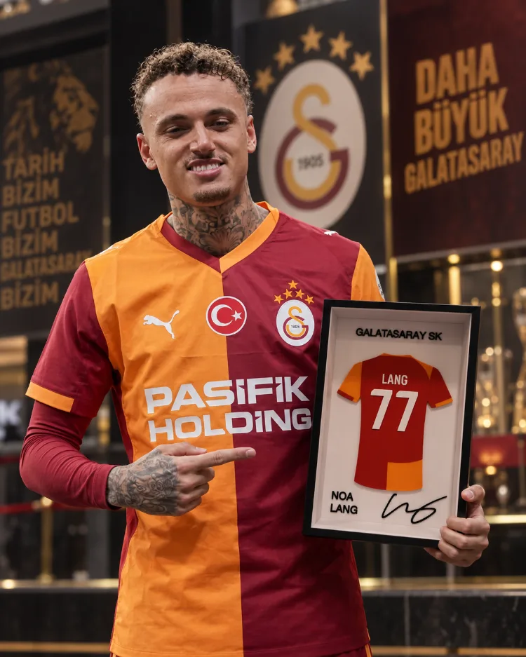 Noa Lang - Galatasaray SK - İmzalı Forma Çerçevesi